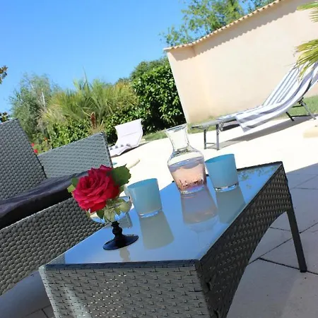 Πανσιόν Clos Bernon 4*