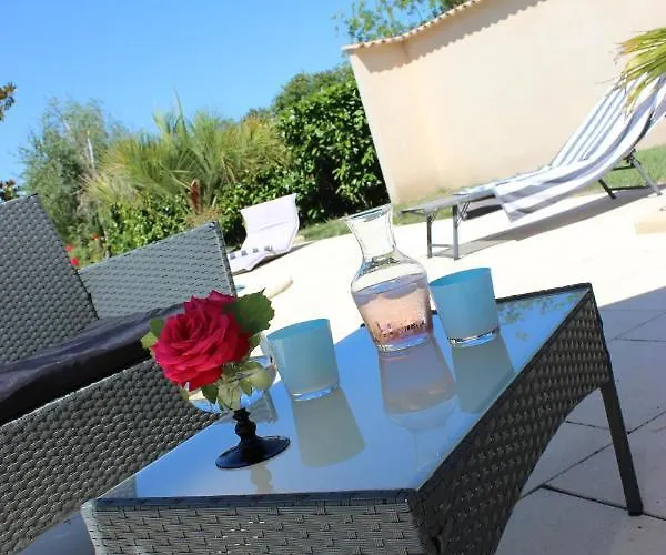 Pensionat Clos Bernon 4*